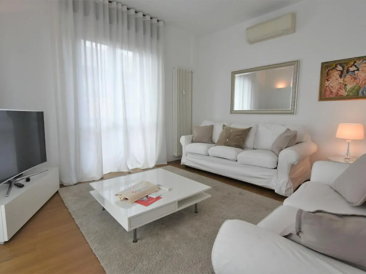 Apartment Corso Genova Apartment By Interhome Milan Italy
