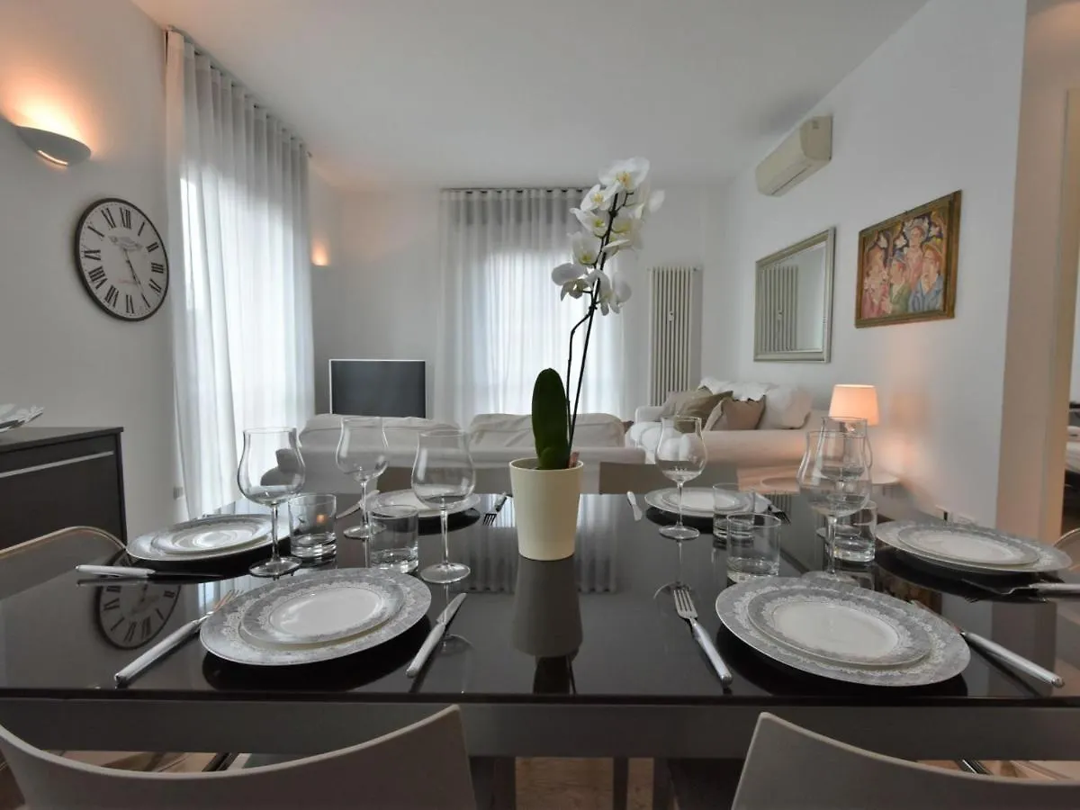 Apartment Corso Genova Apartment By Interhome Milan 0*,  Italy