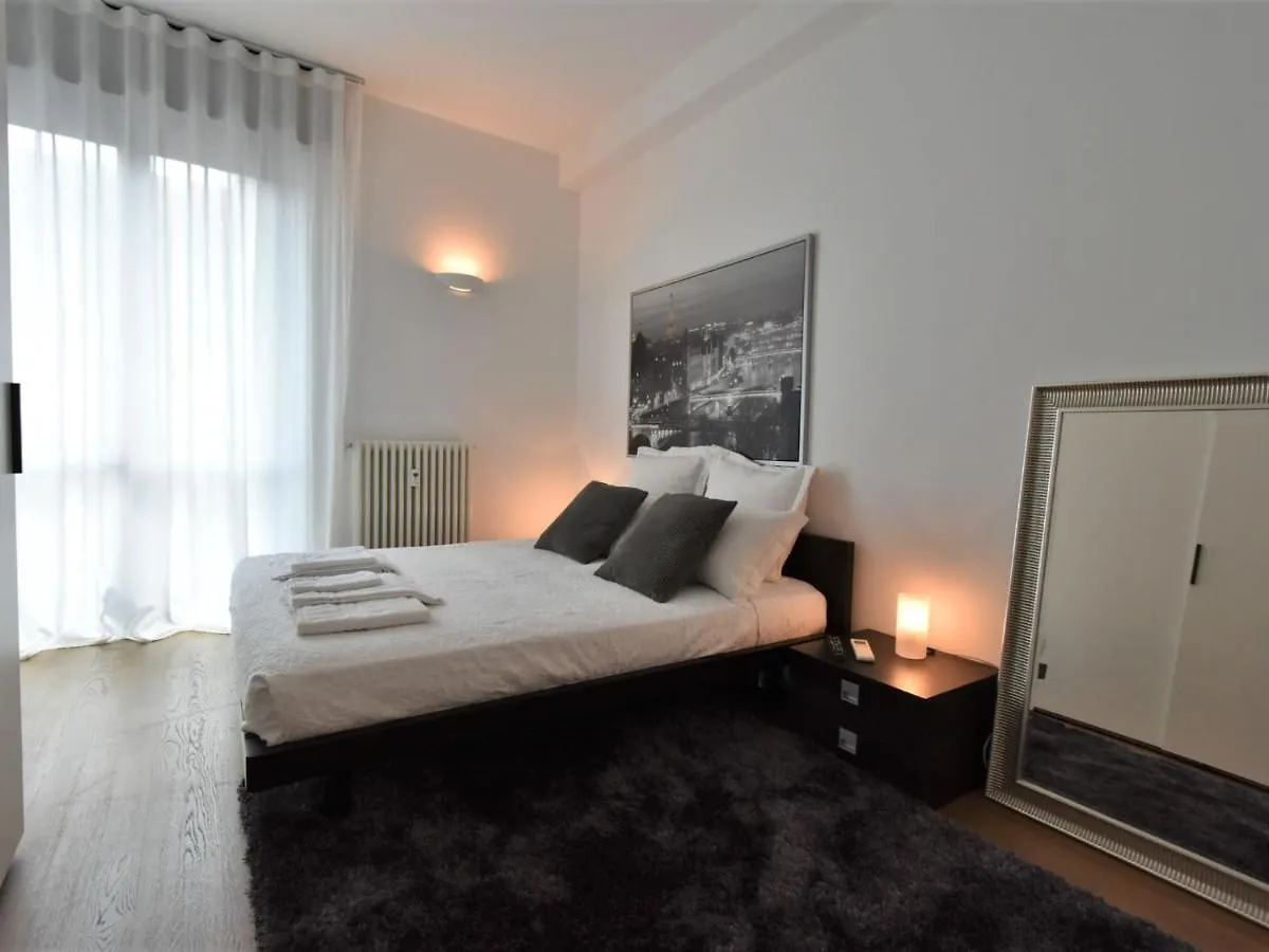Apartment Corso Genova Apartment By Interhome Mailand