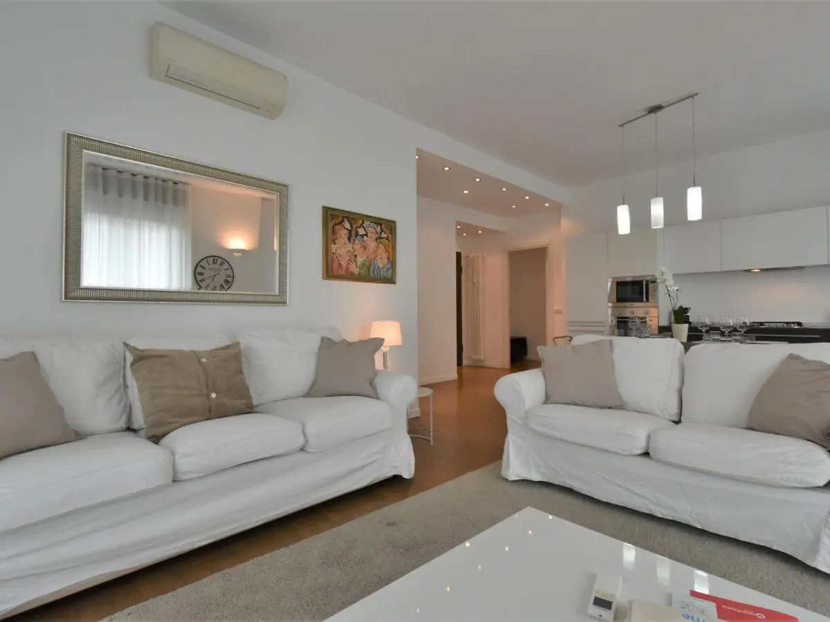 Apartment Corso Genova Apartment By Interhome Mailand