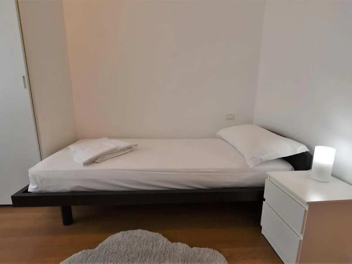 Apartment Corso Genova Apartment By Interhome Mailand Italien